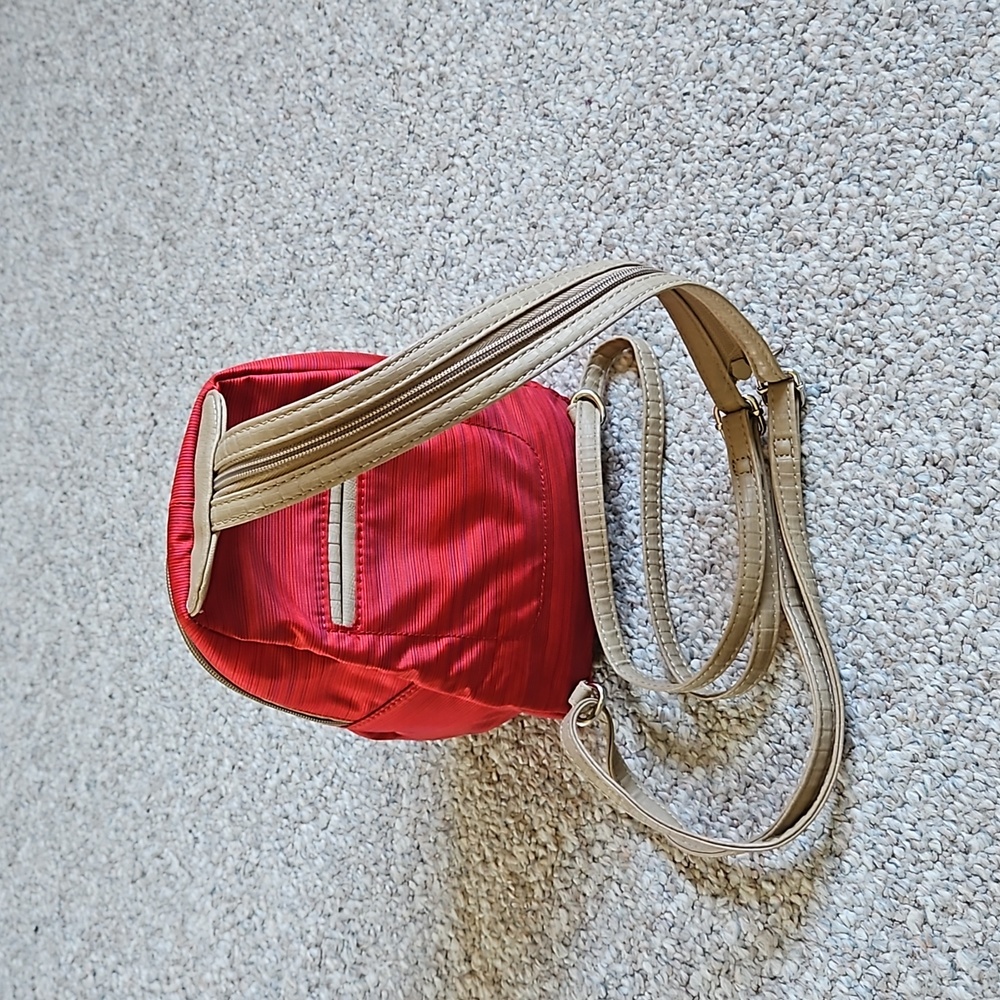 Multi-sac Small Backpack. - Picture 4 of 14